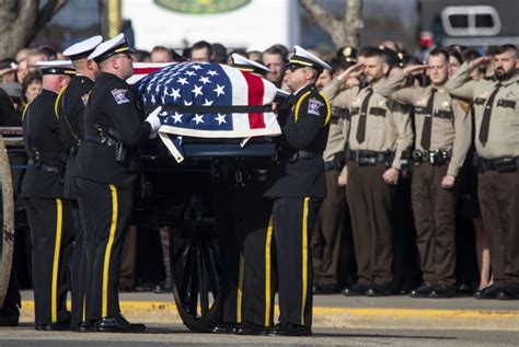 Nearly 4,500 pay respects to fallen sheriff’s deputy